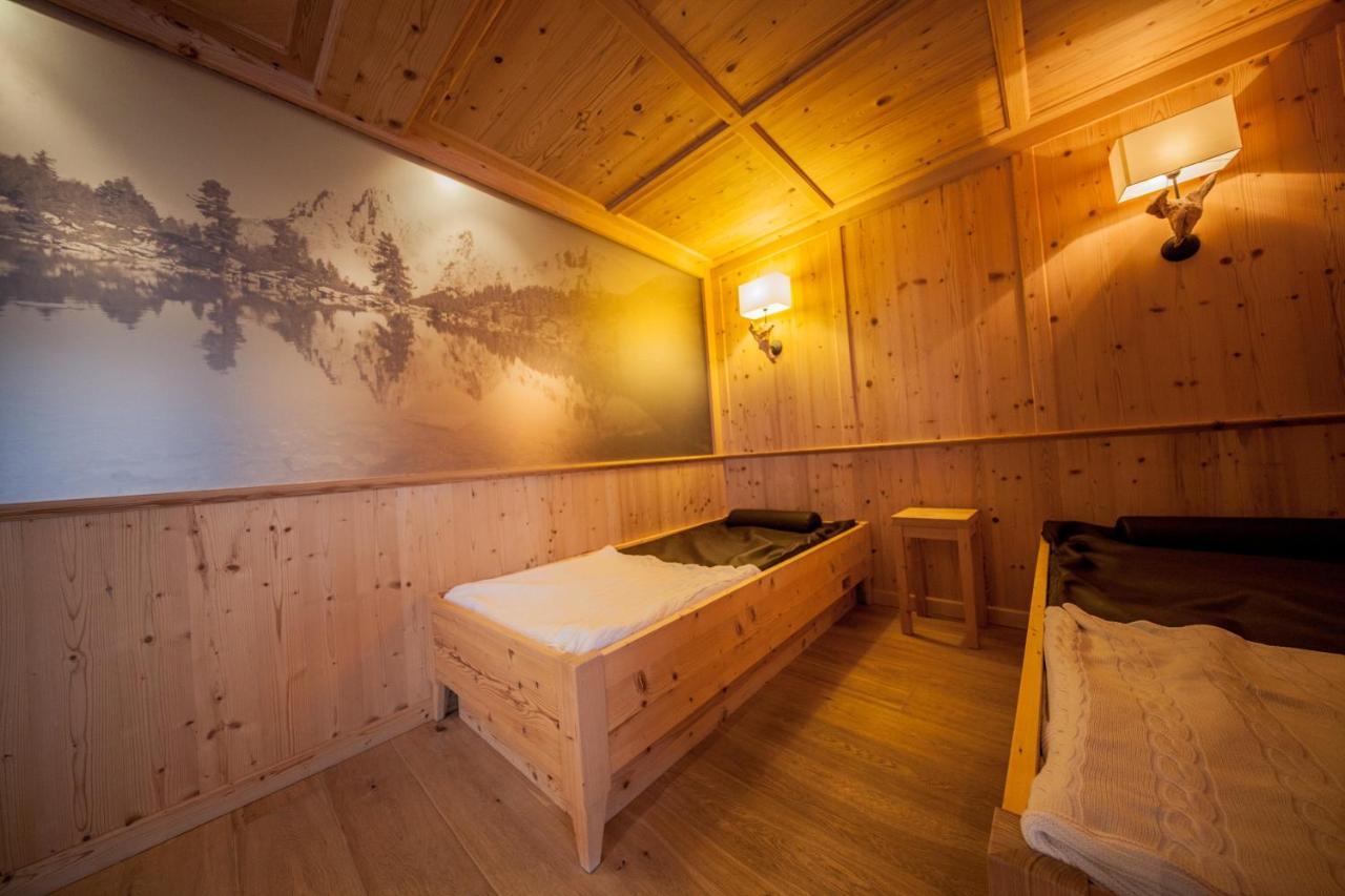Villa Flora Mountain Lodges San Cassiano  Eksteriør bilde
