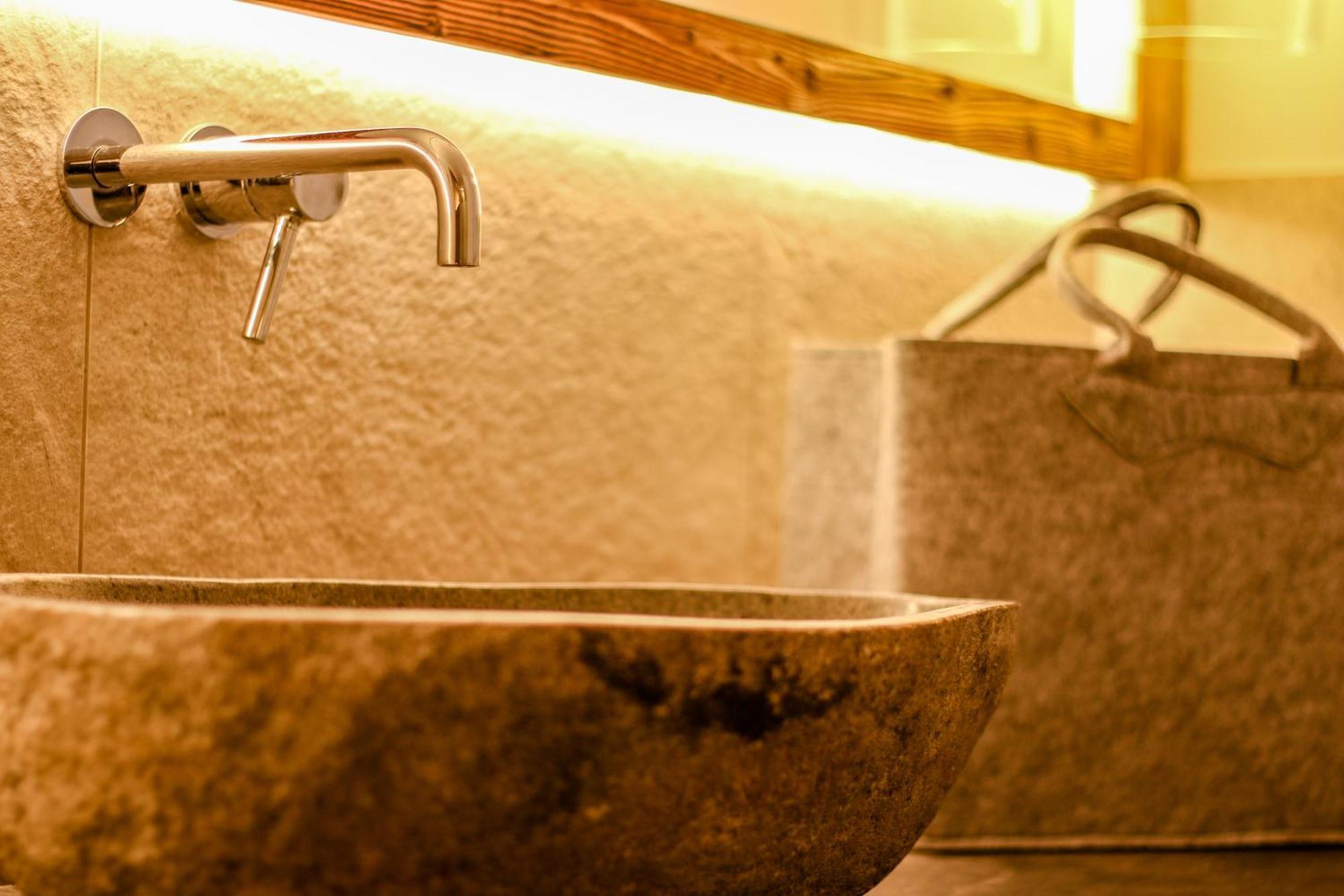 Villa Flora Mountain Lodges San Cassiano  Eksteriør bilde